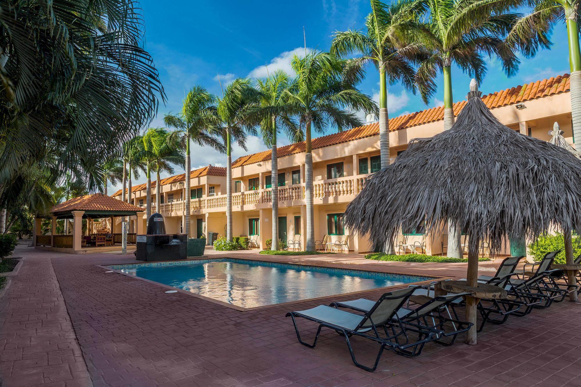 Punto Di Oro Apartments Resort Tanki Leendert Екстериор снимка